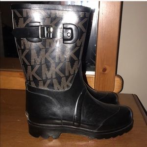 Michael Kors rain boots. Perfect condition!